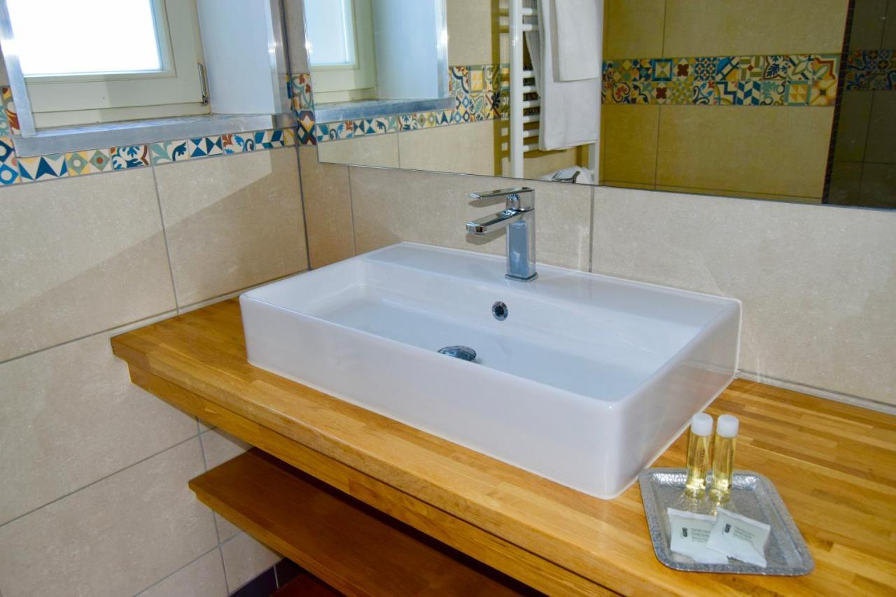 Chambres D'Hotes Le Clos Des Marronniers Douvres-la-Délivrande エクステリア 写真